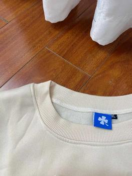 Product Review of Áo Sweater THÊU Hoa Vàng Nam Nữ By PEABOO Unisex Chất Nỉ Lót Bông Form Rộng from B** T** T**c 0