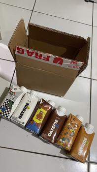 Product Review of OATSIDE Mix Cap Oat Milk Barista Blend Chocolate Coffee 200ml (6pcs) (Kemasan Tutup Botol) | Susu Oat Barista Blend Cokelat Kopi from N**a 1