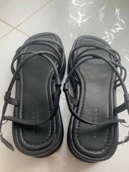 Product Review of EROSSKA - Giày sandal nữ đế xuồng dây quai mảnh cao 6cm màu nude - SB014 from M** p**m t**n n**n 2**4 0