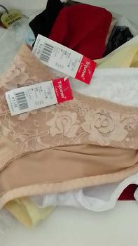 Product Review of Combo 10 quần thun lạnh viền ren mềm mát có 8-9 Màu (KHÔNG CHỌN MÀU) Nữ Nhung Women Voi from H** b**n đ** t**. 0