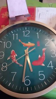 Product Review of Clock     นาฬิกาเสริมฮวงจุ้ย แขวนห้องนั่งเล่นบ้านแสงหรูหราทันสมัย เรียบง่าย นาฬิกาติดผนัง นาฬิกาแขวนผนัง แต่งบ้าน แนวมงคล    posstg from อ**ย 1