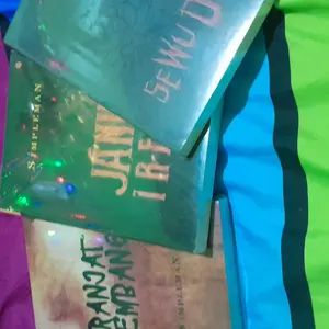 Paket 3 buku sewu dino,  ranjat kembang dan janur ireng. ( S impleman  ) Soft Cover