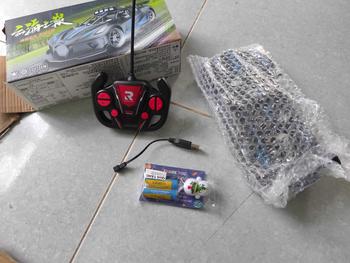 Product Review of [Giảm Sốc] Siêu Xe Điều Khiển Từ Xa Pin Sạc Bugatti Tỉ Lệ 1:20 Siêu Ngầu from T**. 2