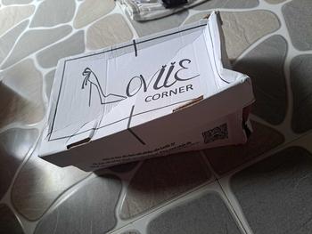 Product Review of LOVIIECORNER GIÀY CAO GÓT MŨI NHỌN SLINGBACK - FORM BÉ - GUỐC NỮ QUAI TRONG ĐÍNH ĐÁ SANG TRỌNG GÓT ĐŨA 9 PHÂN - G240870 from u**5 2