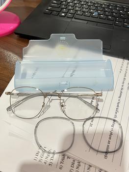 Product Review of 21100 - Kính mắt bo tròn nam nữ LILYEYEWEAR càng kính chắc chắn thanh mảnh kiểu dáng dễ đeo - Mắt Kính from C**e 0