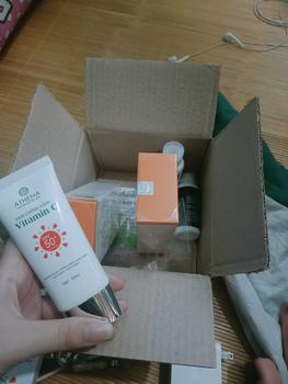 Product Review of KEM CHỐNG NẮNG VITAMIN C (Tặng nước hoa) PHÙ HỢP VỚI MỌI LOẠI DA Skincare Nữ Làm Đẹp Da from đ** c**i n** v** n** 2