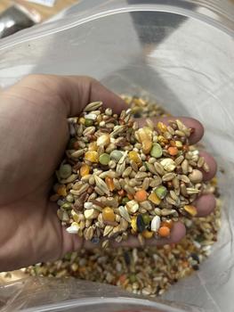 Product Review of 5kg Ngũ Cốc Gà 15 Hạt,Không Cám( Tặng Cám Cỏ Linh Lăng) from C** B** H**👹 2