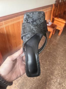 Product Review of Dép Đế Xuồng, Phong Cách Pháp, Mũi Vuông, Dành Cho Nữ, Hàng Mới Về Mùa Hè 2024, Váy Cổ Tích Dây Đeo Mắt Cá Chân Giày Cao Gót, Có Thể Đeo Ngoài Trời DéP Shoes from P**g T** 0