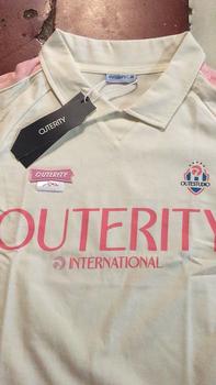 Product Review of Áo Polo phối cổ sọc tay Outerity Five Star Tee / Unisex Localbrand  2024 from t**️ 2