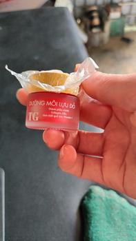 Product Review of Son Dưỡng Môi Thâm Loang Lựu Đỏ TG Kích Màu Sau Phun Xăm - Trọng Lượng 10g from T** D**n 0