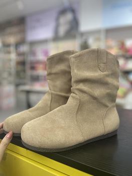Product Review of Giày boost cổ lửng mũi tròn lót lông ấm áp đế dẻo phong cách retro BOT02 from 🐰** 0