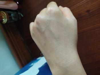 Product Review of KEM CHỐNG NẮNG VITAMIN C (Tặng nước hoa) PHÙ HỢP VỚI MỌI LOẠI DA Skincare Nữ Làm Đẹp Da from B**h 💵** 1