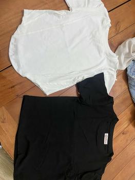 Product Review of Áo croptop ôm nữ trắng đen cotton OZENKA , áo crt thun gân body đẹp basic sang chảnh dưới 55 kg Cổ Tròn Áo Thun from T**n 0