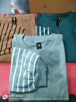 Product Review of QR PROJECT ID - KAOS POLOS OVERSIZE LENGAN PANJANG STRIPE SALUR WITH SLIT from A**a P**✨ 2