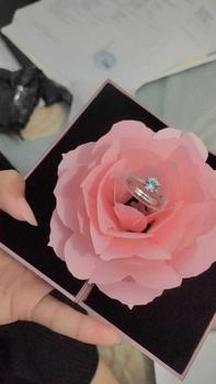 Product Review of Bloom Gift Set - Kado Valentine, Hadiah, Kado Ulang Tahun, Anniversary, Kasih Sayang - Boneka, Perhiasan Silver, Jewelry Box, Bunga Mawar, Holo Rose, Flying Butterfly,Cokelat, Coklat, Gift Box, Hadiah Spesial, Paket Kado Premium Bouquet Pita from N**N 0