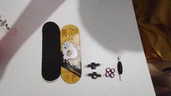 Product Review of Wooden Fingerboard Set Finger Scooter Finger Skate Board Maple Wood Professional Mini Skateboard Kid Toys For Boys from J**D 0