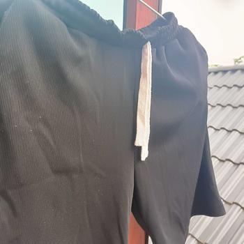 Product Review of [SIZE NHỎ] PRAMY Xịt Khoá Nền Cố Định Lớp Trang Điểm Dịu Nhẹ Dưỡng Ẩm Không Bết Dính 30ml from s**🌊 2