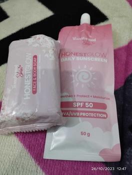 Product Review of HonestGlow Night Cream and Sunscreen SPF50PA+++  with Soap from M**c 0