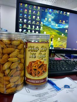 Product Review of HẠNH NHÂN RANG BƠ XANH LÁ NÈ béo ngậy tuyệt vời Snack Ăn Vặt Nuts from H**i 0