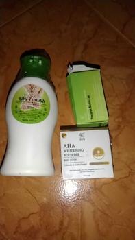 Product Review of Bundling Body Care Series [Paket Perawatan Tubuh untuk Mencerahkan & Melembabkan Kulit] from L**9 1
