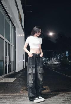Product Review of JEANS STRAP BOX (8 Túi hộp phối đai) - Quần jeans ống rộng phủ gót chùm giày halo kaki Pants Kem Nữ Denim Ong from T**🔥 1