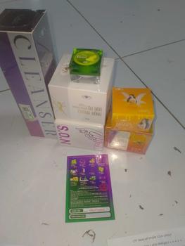 Product Review of SON SÁP ONG KÍCH HỒNG MÔI BÓNG MÔI- Cô Tiên Miền Tây from C**n 0