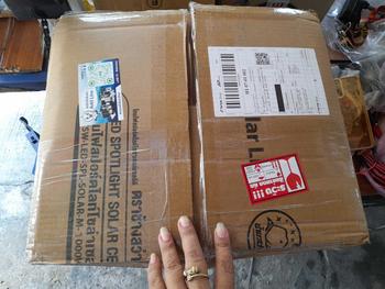Product Review of ชุด 3 โคม สปอร์ตไลท์โซล่า CSW-ช้างสว่าง-SPL-1000W-กล่องหิ้ว-DAY แผงโซล่าเซลล์และอุปกรณ์ในการติดตั้ง เปิด-ปิดอัตโนมัติ Bulb Solar Cell led from เ**ก 0