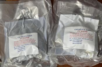 Product Review of Khô Cá Sặc Bổi Vị Vừa Ăn Không Đầu Size 6 con 1 ký Food from B**l 0