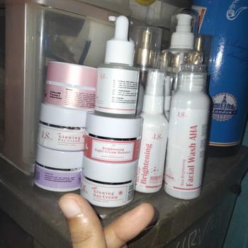 Product Review of DNA SALMON SERUM PELEMBAB WAJAH SEMUA JENIS KULIT LS SKINCARE from S**a Y** 1