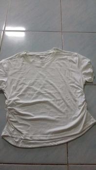 Product Review of เสื้อยืดรัดรูปผู้หญิงสาวอวบเสื้อครอปแต่งย่นข้าง  เสื้อยืดผู้หญิง คอกลมแขนสั้น สีทึบ แฟชั่น  คุณผู้หญิง  เสื้อยืด  เสื้อผ้า Women Clothing เสื้อ  ยืด from D**n K**t 0