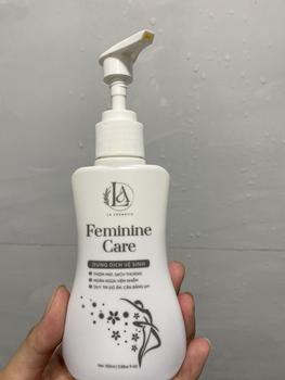 Product Review of La Cosmetics + Dung dịch vệ sinh +Feminine Care from M** L**n 1