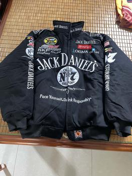 Product Review of Áo Khoác Jack Daniels Vải Kaki 3 Lớp, Có Trần Bông, Logo Hình Trên Áo Được Thiêu Menswear Nam Dài Tay Jacket Tay Dài from T**) 1