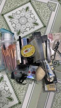Product Review of Bộ Trang Điểm 24 món gồm Xịt khoá make-up, Bảng phấn mắt, Kem nền, Kẻ mắt, Kẻ mày, Bộ cọ, Kẹp cong mi, Son, Phấn phủ.. đầy đủ như hình Mỹ Phẩm Nữ from ❤**i T**️ 0