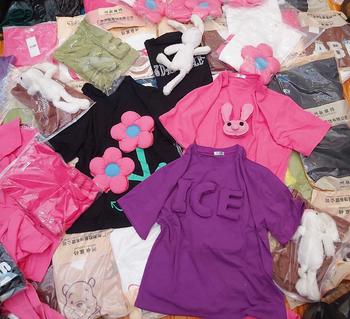 Product Review of Áo phông chất cotton khô cổ tim phối in nổi ( 00:00) form rộng nam nữ from t**7 0