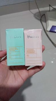 Product Review of FYC - Yessica's Tea Tree & Strawberry Anti Pores & Acne Clay Stick Mask from R**i 2