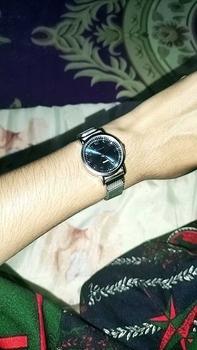 Product Review of นาฬิกาข้อมือผู้หญิง GENEVA หน้าปัดตัวเลขครบ-โรมันครบสิบสองจุด สายแม่เหล็ก-สายสแตนเลส (G23) from a**~ 3