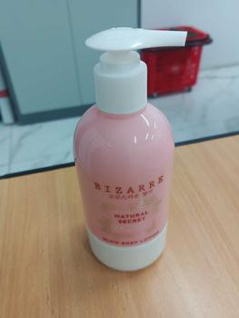 Product Review of BIZARRE Glow Body Lotion Lotion Kulit Tubuh 300 ML from R**a 0