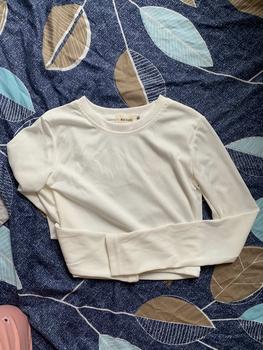 Product Review of Áo croptop tăm dài tay thu đông Miho house from G**s S**p 0