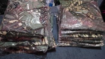 Product Review of Kemeja Batik Pria Kate Hijau Sage Kain Katun Mikro from l**e h**n 0