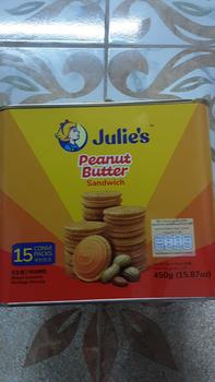 Product Review of จูลี่ส์แซนด์วิชบิสกิตรสครีมเนยถั่ว 450กรัม Julie Biscuit from A**P 0
