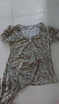 Product Review of - Mẫu Mới  { Quần Ống Ôm } Đồ Bộ Thiết Kế Thun Aty Tơ - Cỗ tròn chấm bi tay lỡ size 12345 from T**g n**n 0