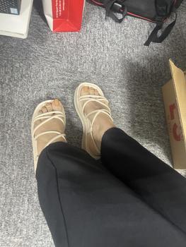 Product Review of EROSSKA - Giày sandal nữ đế xuồng dây quai mảnh cao 6cm màu nude - SB014 from H**n 1