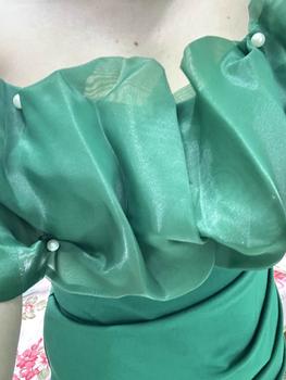 Product Review of Váy Thiết Kế VQLADY D3 dành cho Nữ Đầm thiết kế nhún ôm đính ngọc  chất Thun ( Có Màu Đỏ , Trắng , Đen , Xanh , Hồng ) phù hợp đi chơi và đi dự tiệc Dress Nhung Voi Sen aline  dress váy  đỏ from K**u D**g L** 1