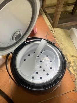 Product Review of Nồi Cơm Điện SmartChoice SCG-RC3001 1.2L Lòng Nồi Chống Dính Phủ Ceramic, BH 12 Tháng Chính Hãng from R**y H** 1