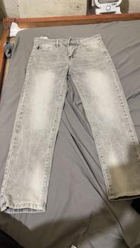 Product Review of QUẦN JEAN NAM DÀI MÀU ĐEN RÁCH ĐÙI RÁCH GỐI CÁ TÍNH MENSWEAR PANTS Có Túi from S**💙 1