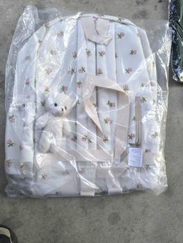Product Review of GUCSELECTED(B1908) กระเป๋าเป้ไนล่อนลายดอกไม้ ใบใหญ่**มีของแถมที่ห้อยน้องหมี** from p**u 1