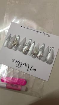 Product Review of (T-38)nail book thiết kế giá rẻ by chichi nail hút mắt mèo đính cham xinh lung linh from 💙**💙 1