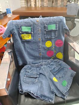 Product Review of Sét jeans đùi túi hộp hai bên in túi áo mặt cười  quần đùi tay ngắn Nữ Women Top Pants from H**g T** H**n 0