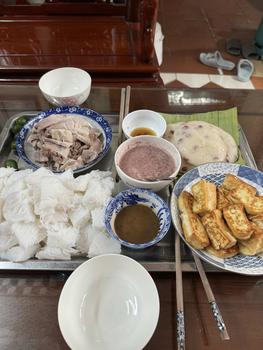 Product Review of 10 Cái Bánh Đỏ Ít Nhân - Bánh ép Thuận An - Đặc Sản Huế  Snack Ăn Vặt Food banh  snack Cake Thức Ăn from V** N** 0