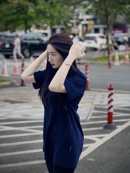 Product Review of Áo Thun Unisex Form rộng tay lỡ Dusty Worldwide IMPOSSIBLE 100% Cotton Local Brand from i**1 0